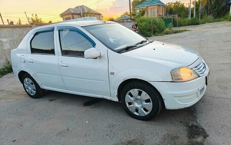 Renault Logan I, 2012 год, 260 000 рублей, 2 фотография