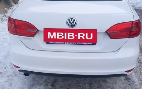 Volkswagen Jetta VI, 2013 год, 980 000 рублей, 4 фотография