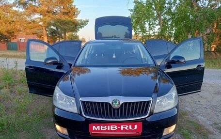 Skoda Octavia, 2011 год, 830 000 рублей, 2 фотография