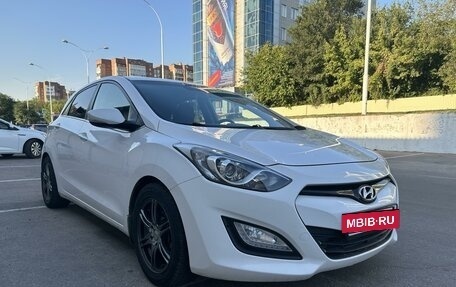 Hyundai i30 II рестайлинг, 2012 год, 1 190 000 рублей, 2 фотография