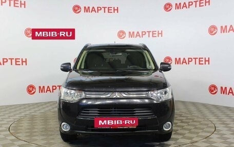 Mitsubishi Outlander III рестайлинг 3, 2013 год, 1 585 000 рублей, 2 фотография