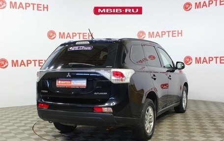 Mitsubishi Outlander III рестайлинг 3, 2013 год, 1 585 000 рублей, 5 фотография