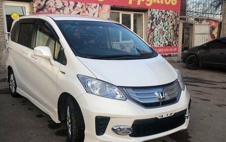 Honda Freed I, 2012 год, 950 000 рублей, 5 фотография