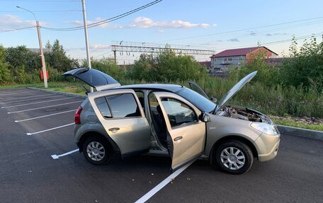 Renault Sandero I, 2011 год, 690 000 рублей, 2 фотография