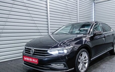 Volkswagen Passat B8 рестайлинг, 2019 год, 1 900 000 рублей, 1 фотография