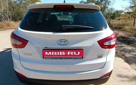 Hyundai ix35 I рестайлинг, 2013 год, 1 850 000 рублей, 2 фотография