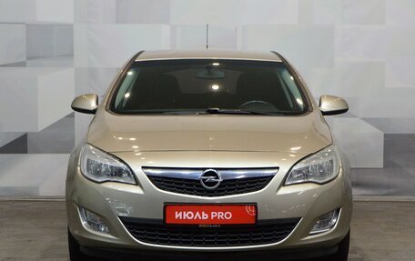 Opel Astra J, 2011 год, 940 000 рублей, 2 фотография