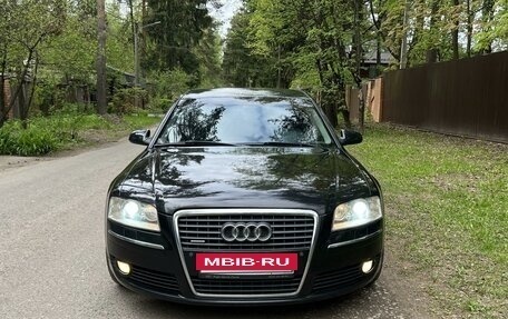 Audi A8, 2006 год, 990 000 рублей, 9 фотография