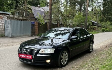 Audi A8, 2006 год, 990 000 рублей, 8 фотография