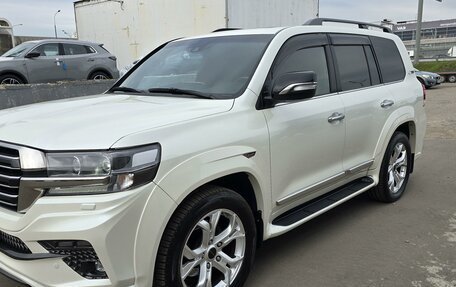 Toyota Land Cruiser 200, 2018 год, 7 999 000 рублей, 1 фотография