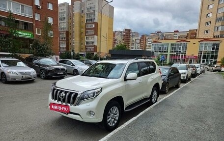 Toyota Land Cruiser Prado 150 рестайлинг 2, 2016 год, 3 946 000 рублей, 1 фотография