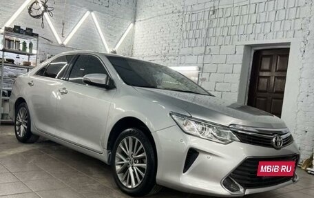 Toyota Camry, 2016 год, 1 900 000 рублей, 2 фотография