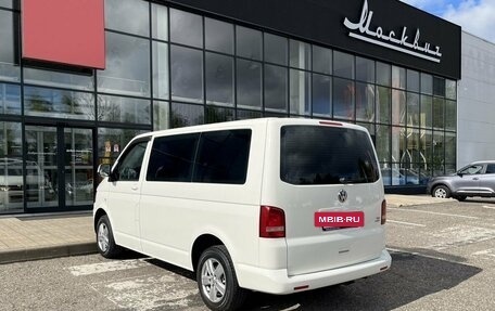 Volkswagen Caravelle T5, 2011 год, 2 600 000 рублей, 4 фотография