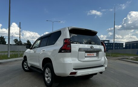 Toyota Land Cruiser Prado 150 рестайлинг 2, 2020 год, 5 100 000 рублей, 2 фотография