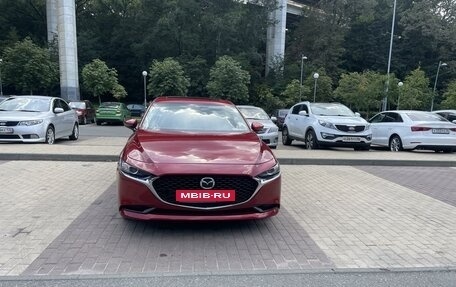 Mazda 3, 2021 год, 2 100 000 рублей, 2 фотография