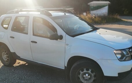 Renault Duster I рестайлинг, 2016 год, 999 000 рублей, 2 фотография