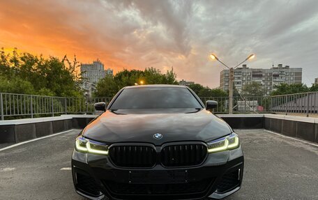 BMW 5 серия, 2021 год, 5 900 000 рублей, 2 фотография