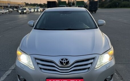 Toyota Camry, 2010 год, 1 300 000 рублей, 2 фотография