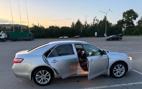 Toyota Camry, 2010 год, 1 300 000 рублей, 6 фотография