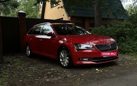 Skoda Superb III рестайлинг, 2016 год, 2 250 000 рублей, 3 фотография