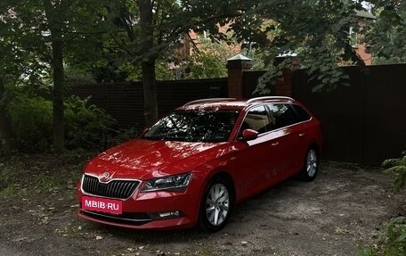 Skoda Superb III рестайлинг, 2016 год, 2 250 000 рублей, 2 фотография