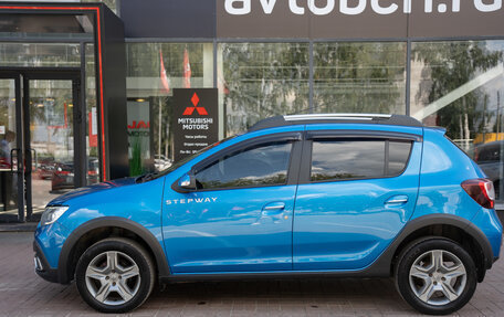 Renault Sandero II рестайлинг, 2019 год, 1 283 000 рублей, 2 фотография