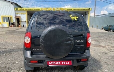 Chevrolet Niva I рестайлинг, 2012 год, 560 000 рублей, 3 фотография