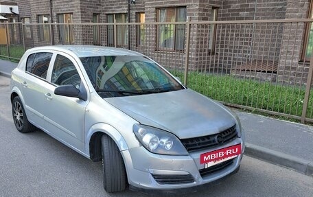 Opel Astra H, 2004 год, 250 000 рублей, 1 фотография