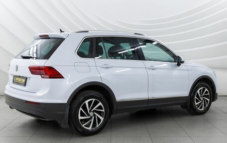 Volkswagen Tiguan II, 2018 год, 2 480 000 рублей, 8 фотография