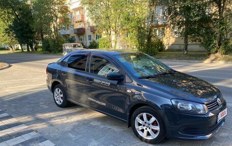 Volkswagen Polo VI (EU Market), 2012 год, 690 000 рублей, 2 фотография