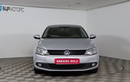 Volkswagen Jetta VI, 2011 год, 999 990 рублей, 2 фотография