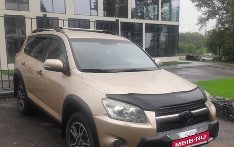 Toyota RAV4, 2011 год, 1 690 000 рублей, 2 фотография