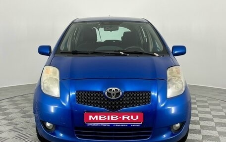 Toyota Yaris III рестайлинг, 2008 год, 680 000 рублей, 2 фотография