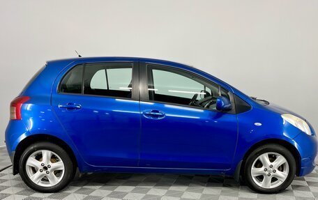 Toyota Yaris III рестайлинг, 2008 год, 680 000 рублей, 4 фотография