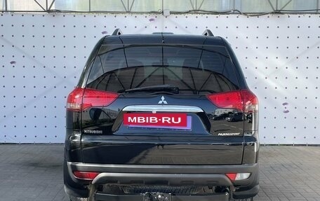 Mitsubishi Pajero Sport II рестайлинг, 2015 год, 2 150 000 рублей, 5 фотография