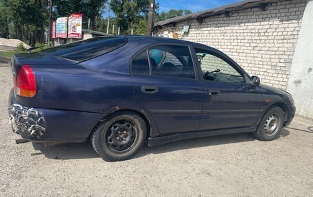 Mitsubishi Carisma I, 1997 год, 135 000 рублей, 2 фотография