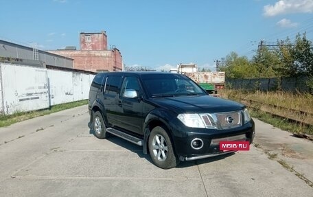 Nissan Pathfinder, 2011 год, 1 500 000 рублей, 2 фотография