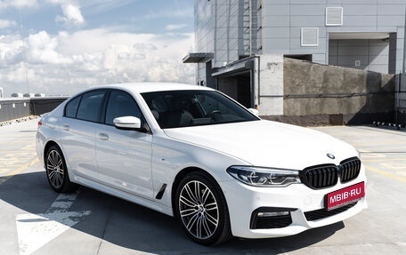 BMW 5 серия, 2018 год, 4 949 000 рублей, 2 фотография