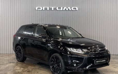 Mitsubishi Outlander III рестайлинг 3, 2018 год, 2 649 000 рублей, 3 фотография