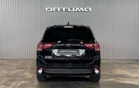 Mitsubishi Outlander III рестайлинг 3, 2018 год, 2 649 000 рублей, 6 фотография