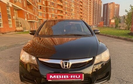 Honda Civic VIII, 2010 год, 990 000 рублей, 2 фотография