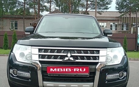 Mitsubishi Pajero IV, 2015 год, 2 750 000 рублей, 2 фотография