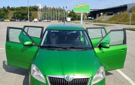 Skoda Fabia II, 2011 год, 670 000 рублей, 3 фотография