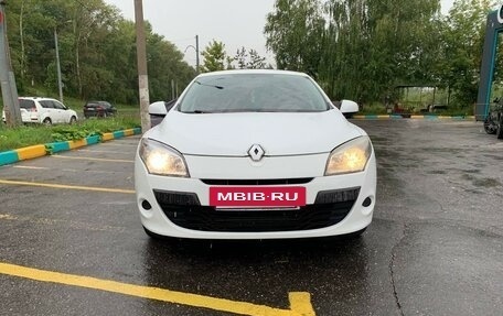 Renault Megane III, 2009 год, 650 000 рублей, 2 фотография