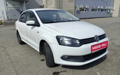 Volkswagen Polo VI (EU Market), 2013 год, 770 000 рублей, 3 фотография