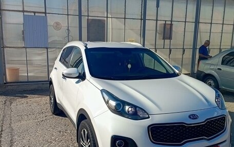 KIA Sportage IV рестайлинг, 2018 год, 2 550 000 рублей, 2 фотография