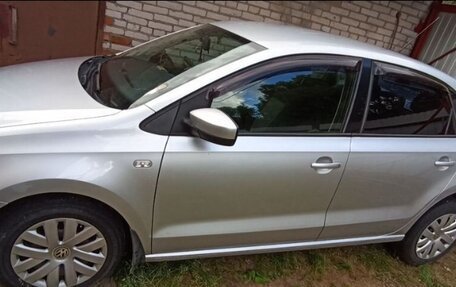 Volkswagen Polo VI (EU Market), 2013 год, 350 000 рублей, 2 фотография