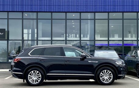 Volkswagen Touareg III, 2019 год, 4 845 000 рублей, 4 фотография