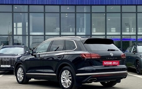 Volkswagen Touareg III, 2019 год, 4 845 000 рублей, 7 фотография