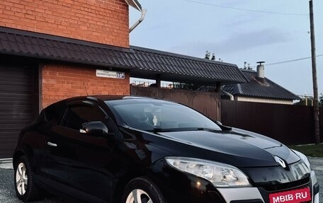 Renault Megane III, 2011 год, 720 000 рублей, 2 фотография